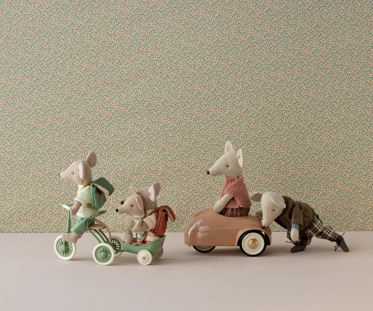 Maileg Car, Mouse - Dark Powder